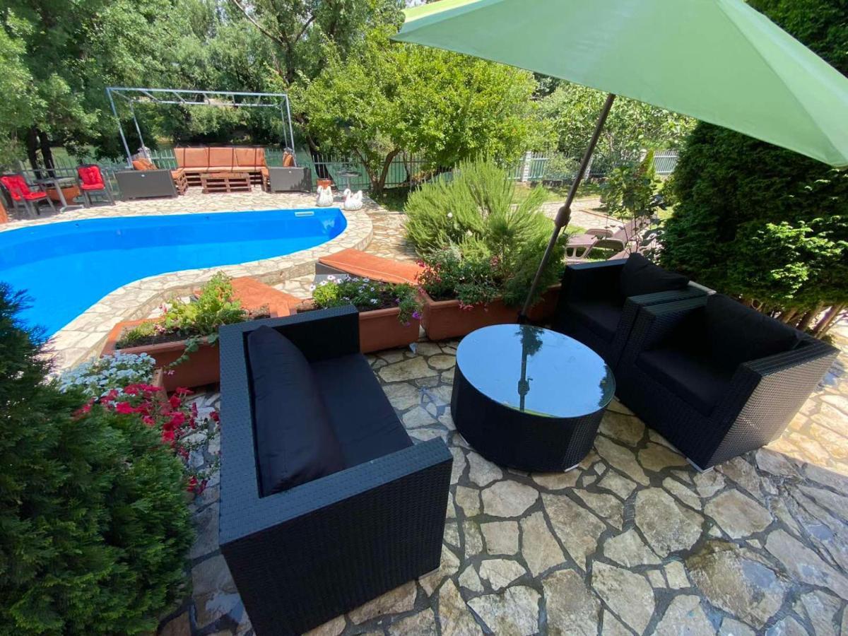 Private Riverside Villa Silvia Mostar Luaran gambar