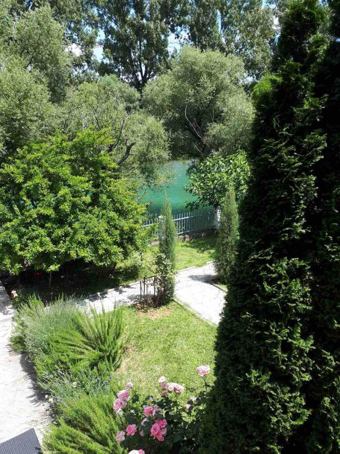 Private Riverside Villa Silvia Mostar Luaran gambar